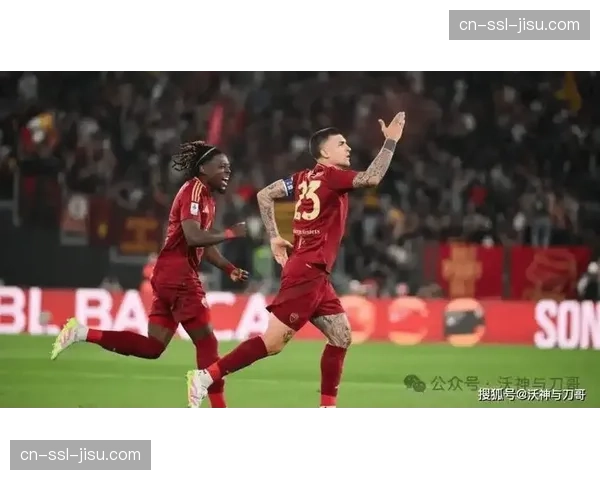 伤病潮：法兰克福三名中后卫同时伤停，迫使格拉斯纳尝试青年队小将。